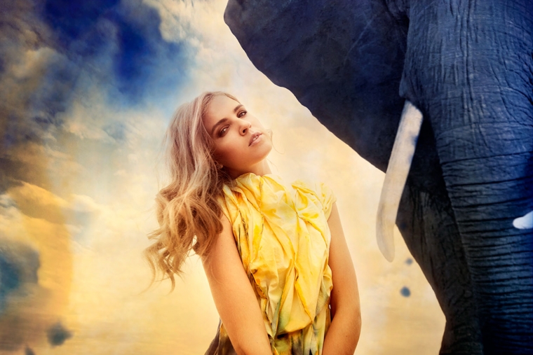 http://lenakrupp.com/files/gimgs/th-13_Johanna_Krupp_The_Blue_Hour-010.jpg